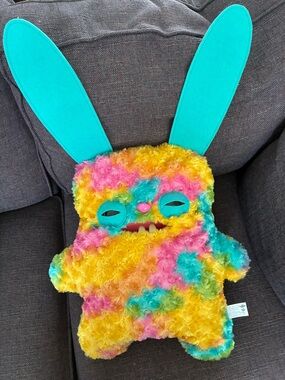 Brand new! GIANT ZURU Fugglers Bigg Fuggs - Big Funny Ugly Monster Plush 18”